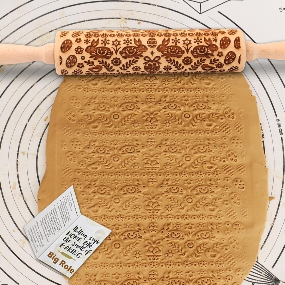Bunny & Eggs Pattern Embossing Rolling Pin